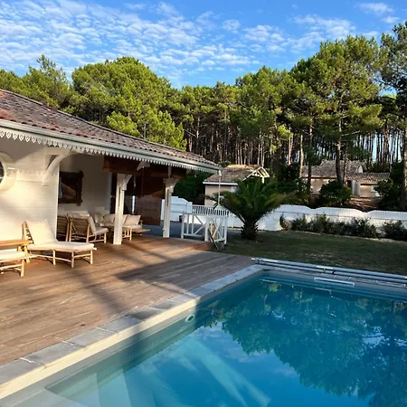 La Des Pins Villa