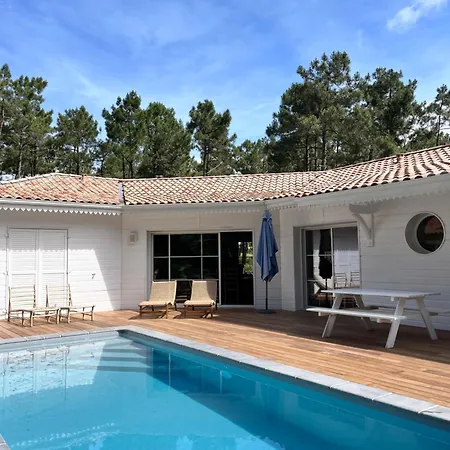 La Des Pins Villa *